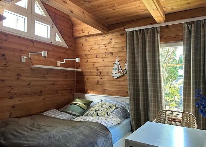 Ustka- Nad Morzem Marta Деревянный коттедж Устка